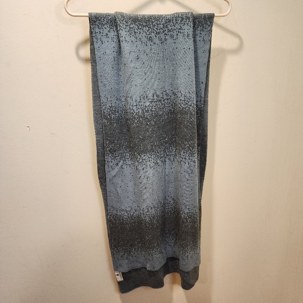 ANTHROPOLOGIE Madison 88 large scarf